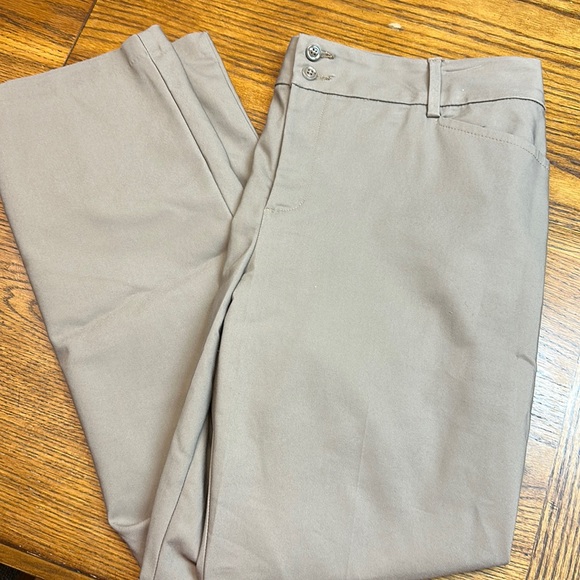 Lee Dress Pants, size 18 - Picture 1 of 10